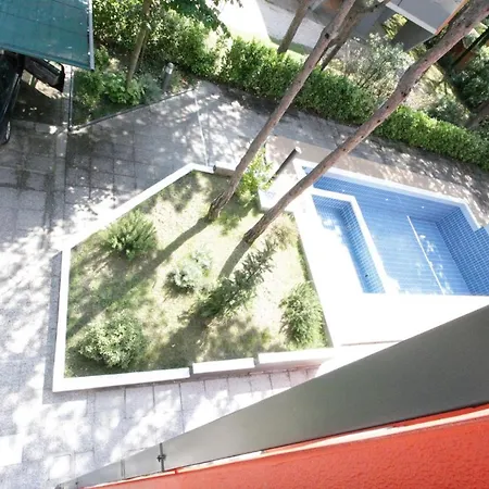 Apartament Trilocale Con Piscina - Luca *
