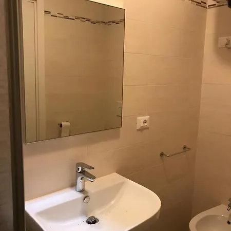 Apartament Trilocale Con Piscina - Luca
